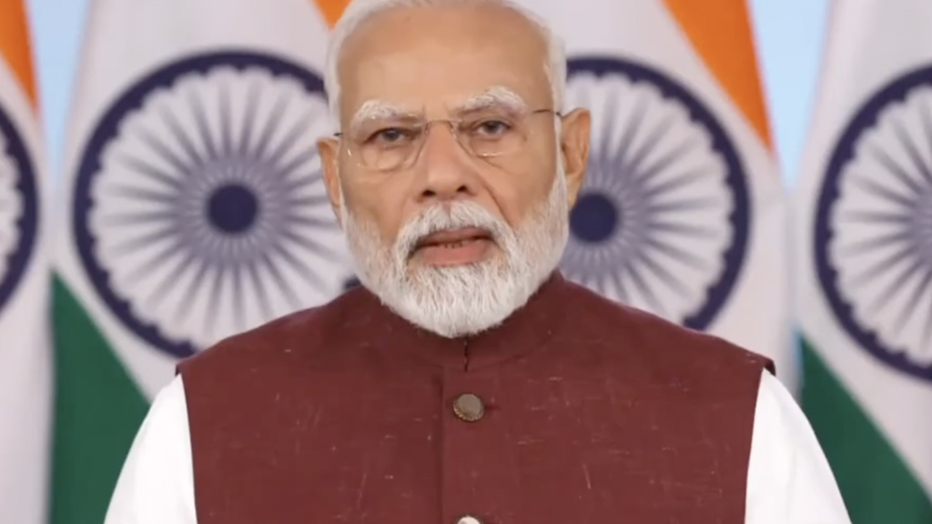 শ্রীলঙ্কা উপকূলে মার্কিন হামলায় ইরানি রণতরি ডুবি: চরম অস্বস্তিতে মোদি সরকার