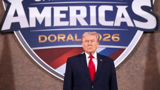 ইরানের ৪২টি যুদ্ধজাহাজ ধ্বংস করেছি’: মিয়ামি সম্মেলনে ট্রাম্পের বড় দাবি