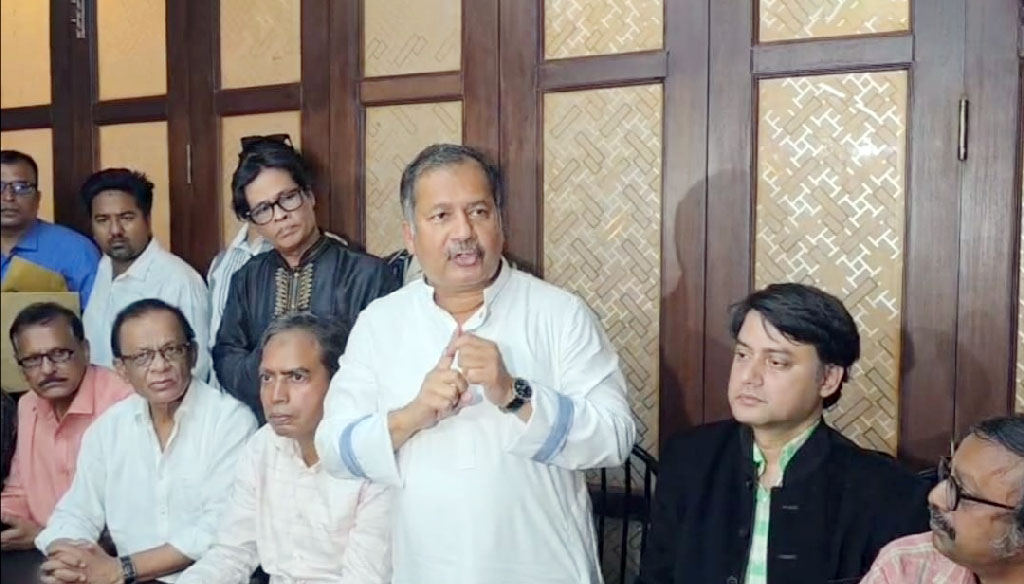 গঠনতান্ত্রিক উপায়ে চট্টগ্রাম প্রেসক্লাবের সমস্যার সমাধান করা হবে: তথ্যমন্ত্রী