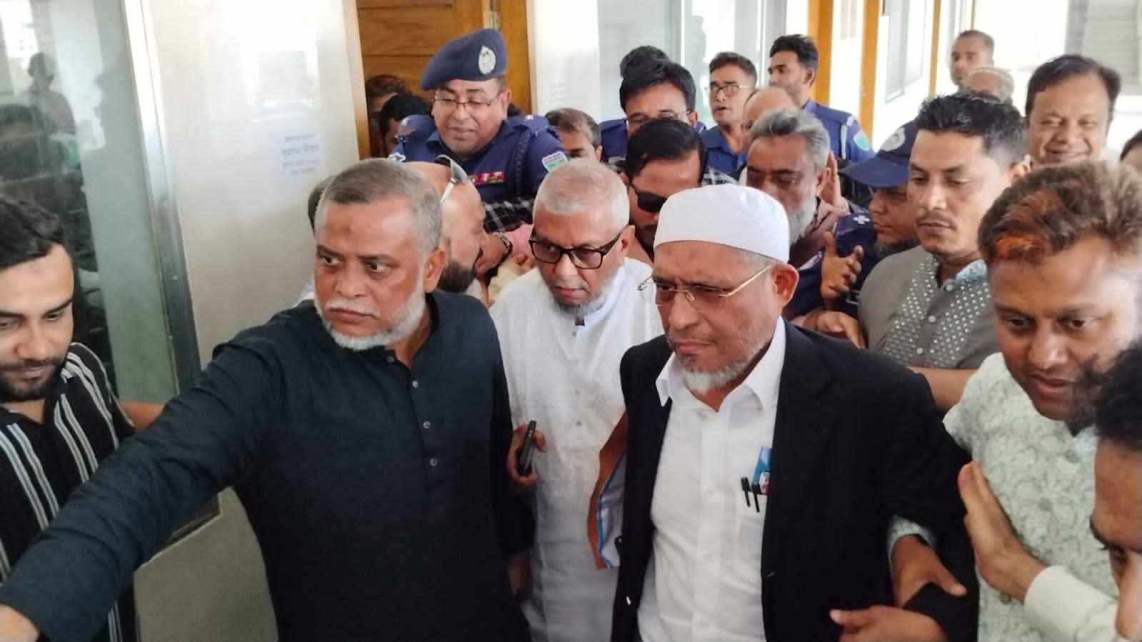 সুরঞ্জিত সেনগুপ্ত হত্যাচেষ্টা মামলা: সিলেটে আদালতে মন্ত্রী আরিফ, হুইপ গউছ ও বাবরসহ ৮ জনের বক্তব্য প্রদান