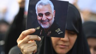 সোলেইমানির ভাগনি ও নাতনিকে যুক্তরাষ্ট্রে গ্রেপ্তার: বাতিল হলো গ্রিন কার্ড