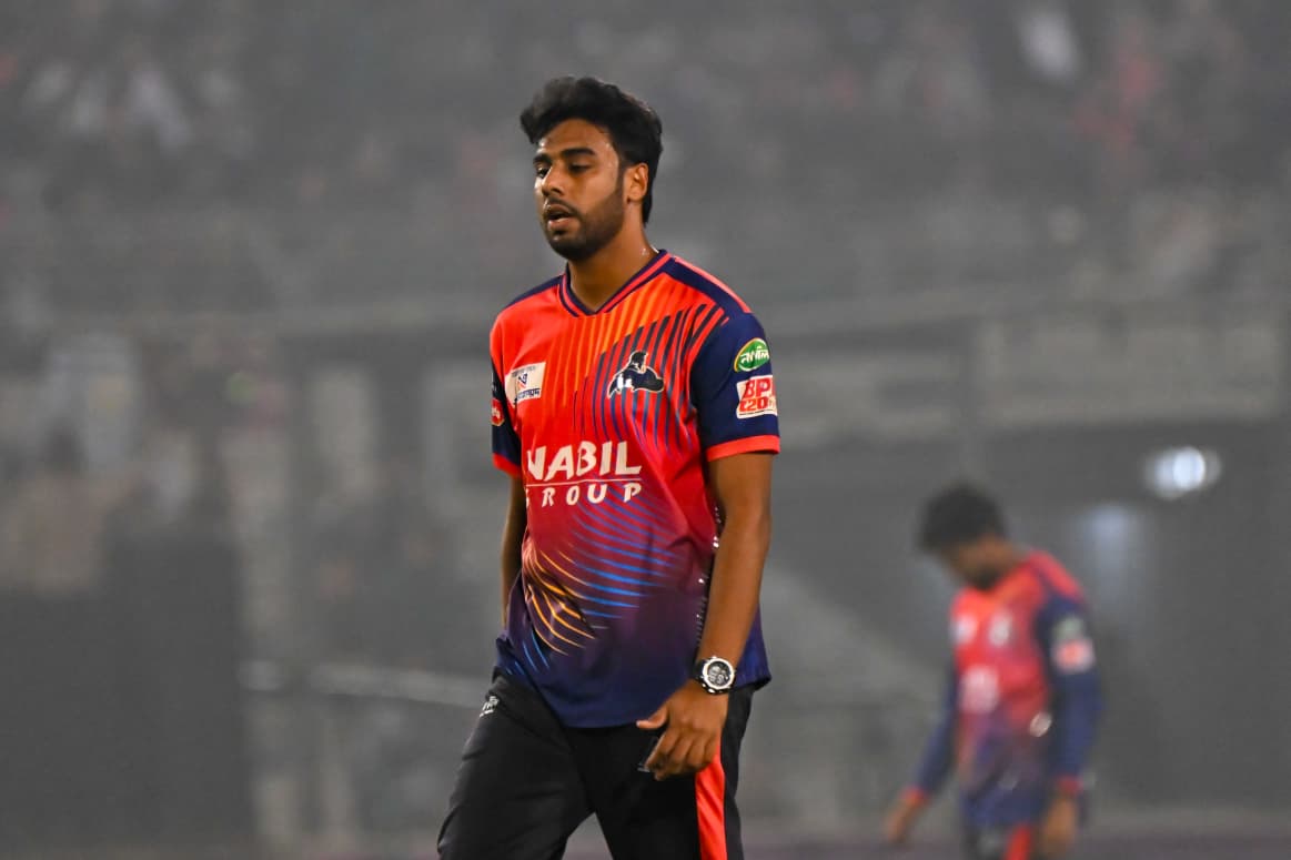 কিউইদের বিপক্ষে টি-টোয়েন্টি সিরিজে চমক সাকলাইন: স্বপ্ন পূরণের শুরু