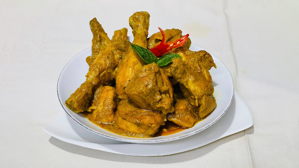 একঘেয়েমি কাটাতে বাড়িতেই তৈরি করুন রেস্টুরেন্ট স্বাদের ‘বাটার চিকেন’