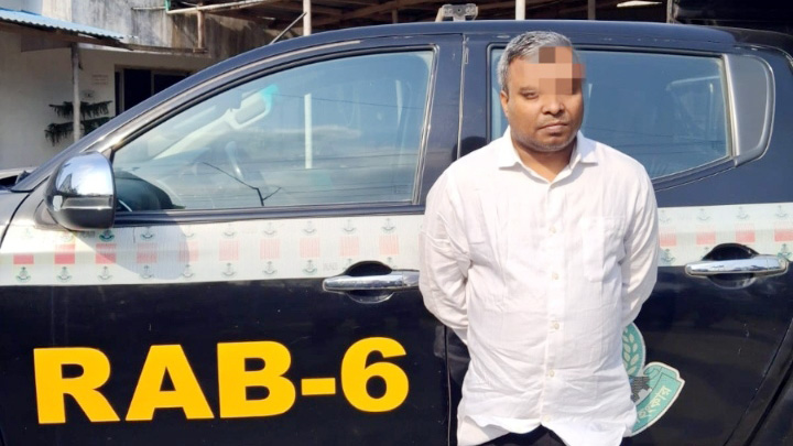 শ্যামলীর সিকেডি হাসপাতালে চাঁদাবাজি: মূল হোতা মঈন উদ্দিন নড়াইল থেকে গ্রেফতার