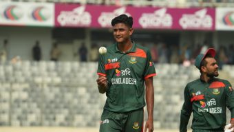 নিউজিল্যান্ড বধে গতির ঝড়, মিরাজের চোখে ‘আশীর্বাদ’ নাহিদ রানা