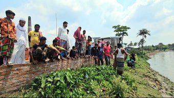 চরফ্যাশনে নদীতে গোসল করতে নেমে ইটভাটা শ্রমিক নিখোঁজ
