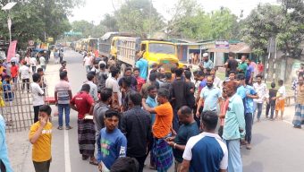 লাইনম্যানের মৃত্যু ও ২৪ ঘণ্টা বিদ্যুৎহীন পঞ্চগড়: সড়ক অবরোধে ক্ষুব্ধ জনতা