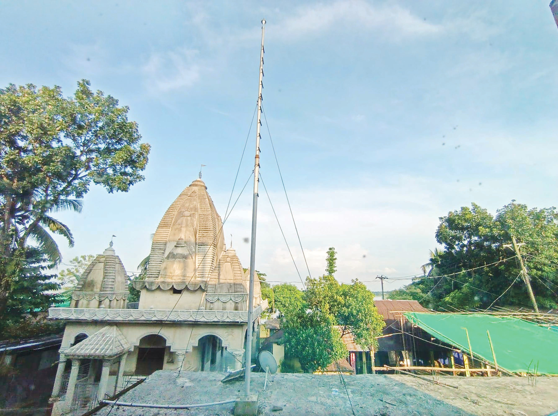 কোটি টাকার বজ্রনিরোধক দণ্ড: হাওরে কমছে না মৃত্যুর মিছিল, প্রকল্প নিয়ে প্রশ্ন