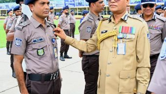 আইজিপি ব্যাজ পেলেন সিলেট মেট্রোপলিটন পুলিশের এসআই শিপলু চৌধুরী