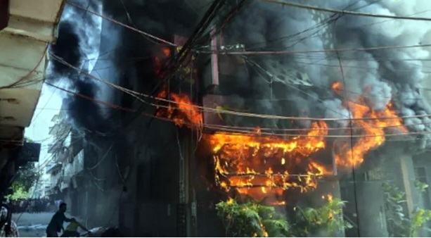 ভারতে হোটেলে ভয়াবহ আগুন, নিহত ২১