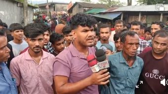জৈন্তাপুরে হামলা ও টাকা ছিনতাইয়ের অভিযোগে বিক্ষোভ মিছিল