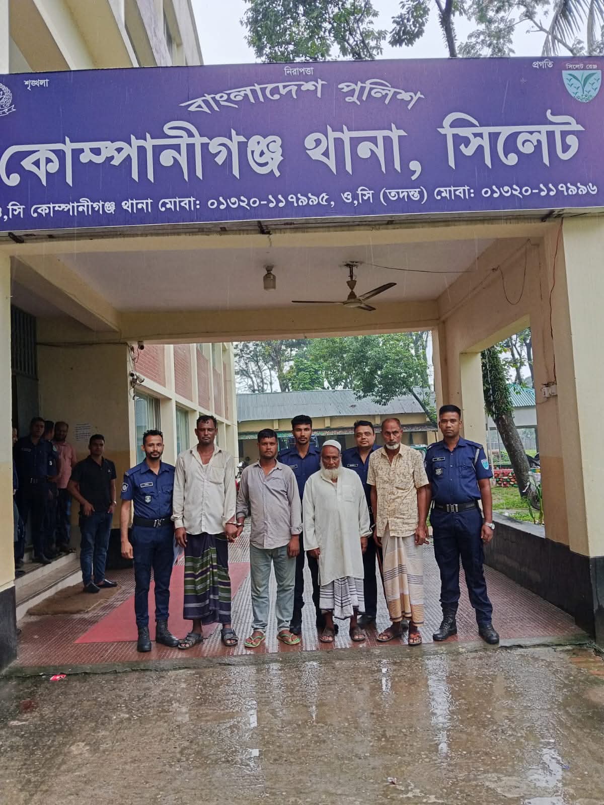 কোম্পানীগঞ্জ থানা পুলিশের অভিযানে হত্যা মামলার ২ এজাহারভুক্ত আসামিসহ গ্রেফতার ৩