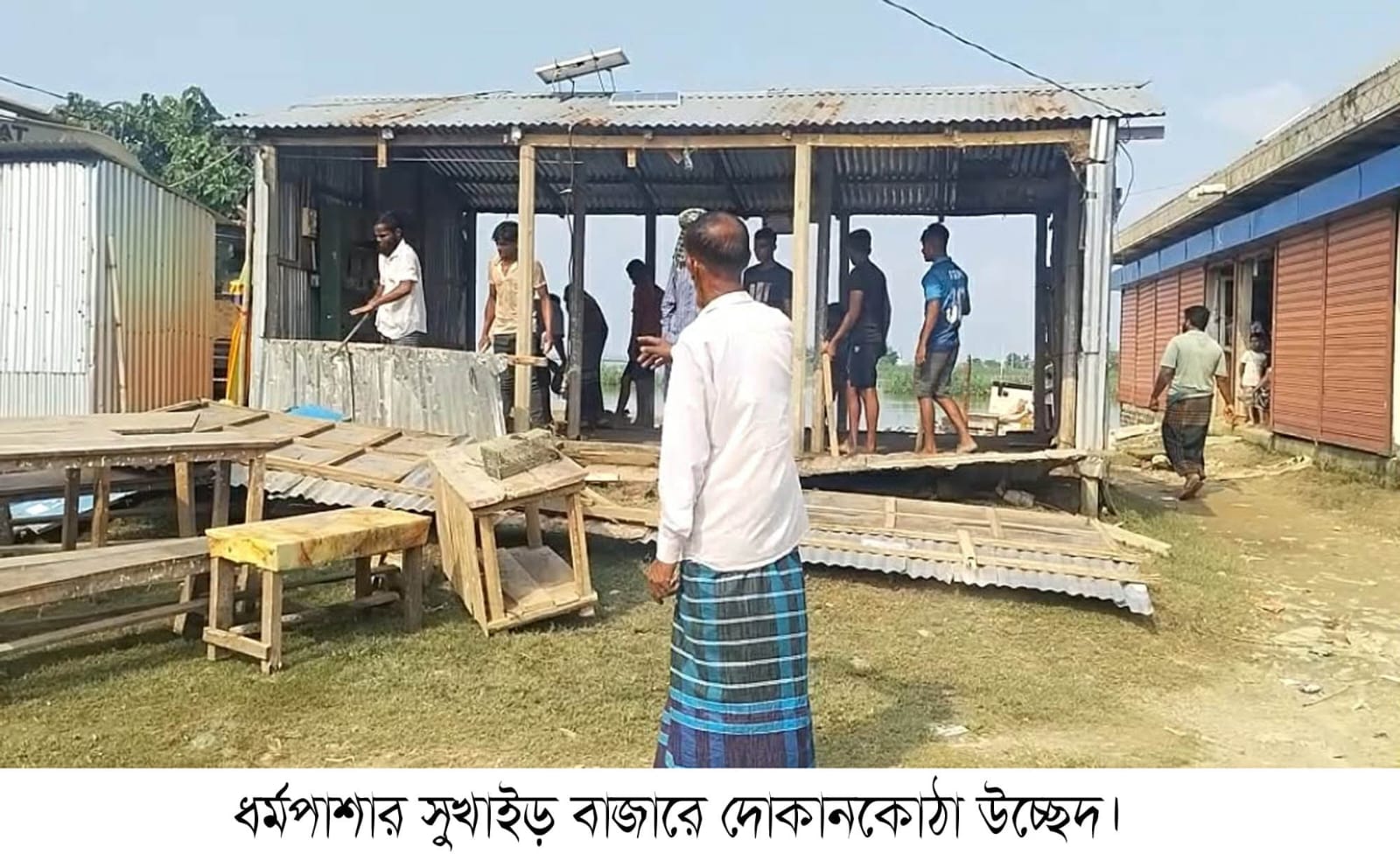 ধর্মপাশায় প্রশাসনের সহায়তায় বেদখল জায়গা ফেরত পেয়েলেন অভিজিৎ