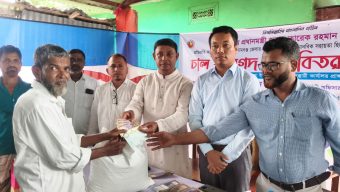 দোয়ারাবাজারে দ্বিতীয় পর্যায়ে ক্ষতিগ্রস্ত কৃষকদের মাঝে চাল ও নগদ অর্থ বিতরণ