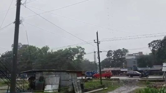 হু হু করে বাড়ছে নদ-নদীর পানি,নীচু এলাকার মানুষদের সতর্কতা