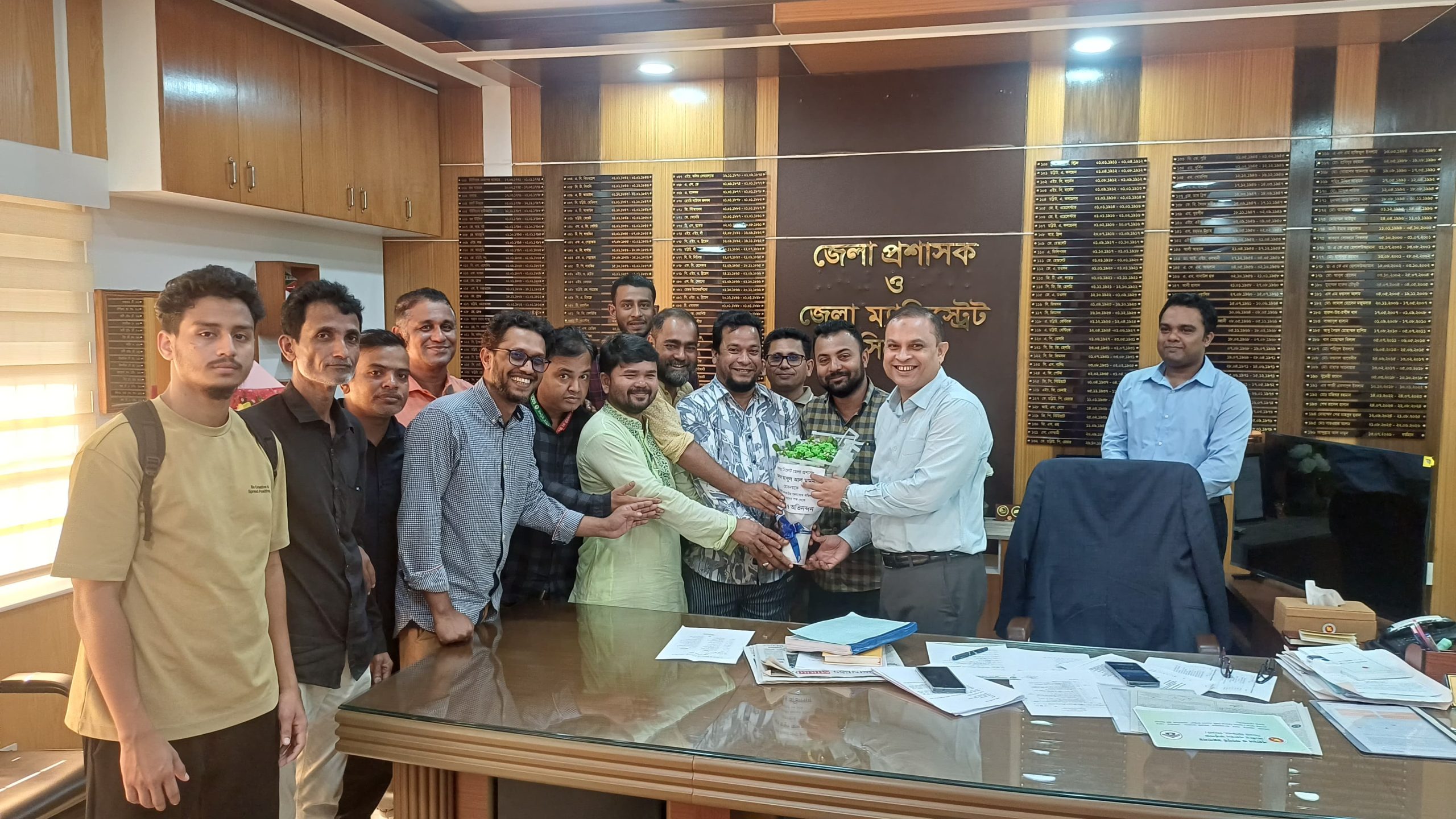 সিলেটে নবাগত জেলা প্রশাসকের সাথে গণমাধ্যম কমিশনের শুভেচ্ছা বিনিময়