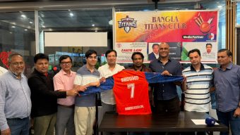 টরন্টোতে উৎসবমুখর পরিবেশে ‘বাংলা টাইটান্স’-এর অফিশিয়াল জার্সি উন্মোচন