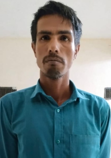 জৈন্তাপুরে মাদকের বিরুদ্ধে পুলিশের চিরুনি অভিযান, ১৭০ পিস ইয়াবাসহ গ্রেপ্তার ১