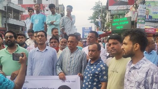 প্রধানমন্ত্রীকে কটুক্তির প্রতিবাদে সুনামগঞ্জের বিক্ষোভ মিছিল