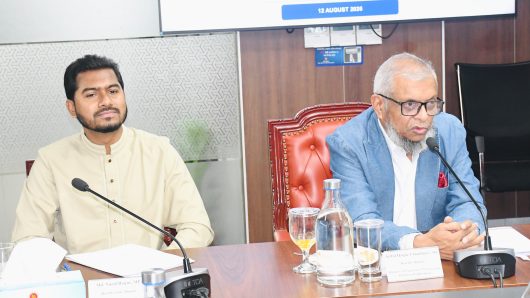 থাইল্যান্ডে বাংলাদেশি কর্মী নিয়োগের উদ্যোগ: প্রবাসী কল্যাণ মন্ত্রীর সাথে থাই প্রতিনিধি দলের সৌজন্য সাক্ষাৎ