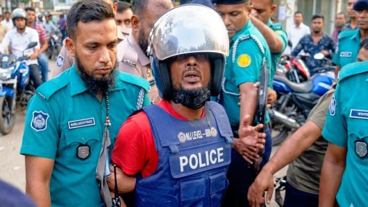 তিন খুনের ঘটনায় পুলিশের বর্ণনায় প্রশ্ন: তদন্তে তাড়াহুড়ো নয়, দরকার নিরপেক্ষ অনুসন্ধান