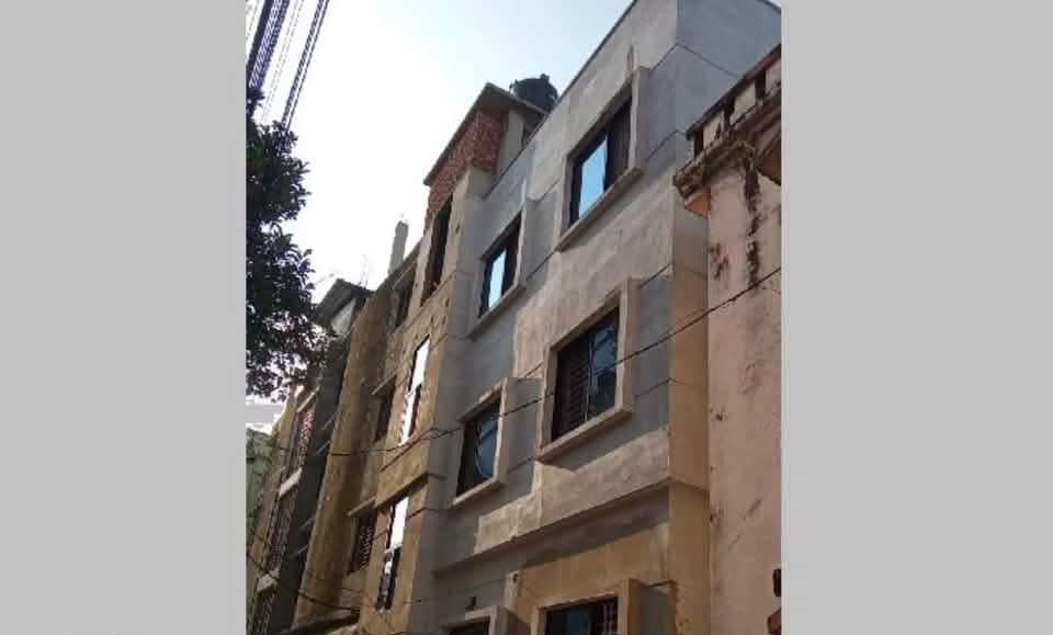 নিজ বাসায় চিকিৎসাকের রহস্য জনক মৃত্যু