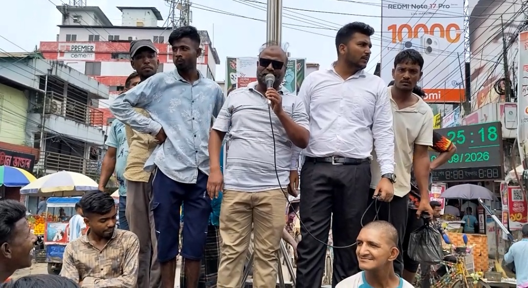সুনামগঞ্জে ব্যাটারী চালিত অটো রিকশায় নতুন নম্বর প্লেট প্রদানের দাবীতে বিক্ষোভ মিছিল ও প্রতিবাদ সমাবেশ করেছেন মালিক শ্রমিক সমবায় পরিষদ
