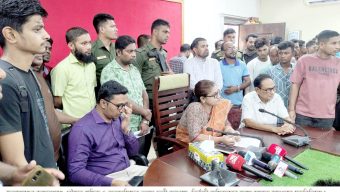 সুনামগঞ্জের জামালগঞ্জে নৌযান শ্রমিক ও ব্যবসায়িদের ন্যায্য দাবী আদায়ে নির্বাহী অফিসারের সাথে সমস্যা সমাধানে মতবিনিময়