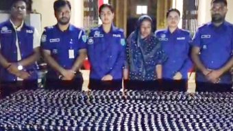 গোয়াইনঘাটে বিপুল ফেন্সিডিলজাতীয় মাদক উদ্ধার, ১ নারী গ্রেপ্তার
