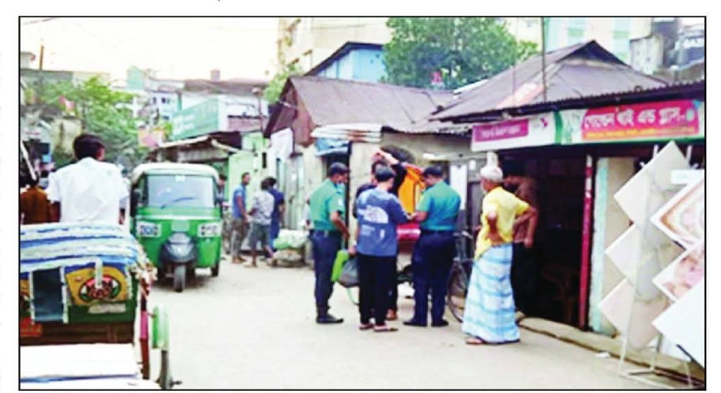 কাষ্টঘরে মাদক তল্লাশির নামে ‘পুলিশি হয়রানি’: চরম ভোগান্তিতে নিরীহ নগরবাসী