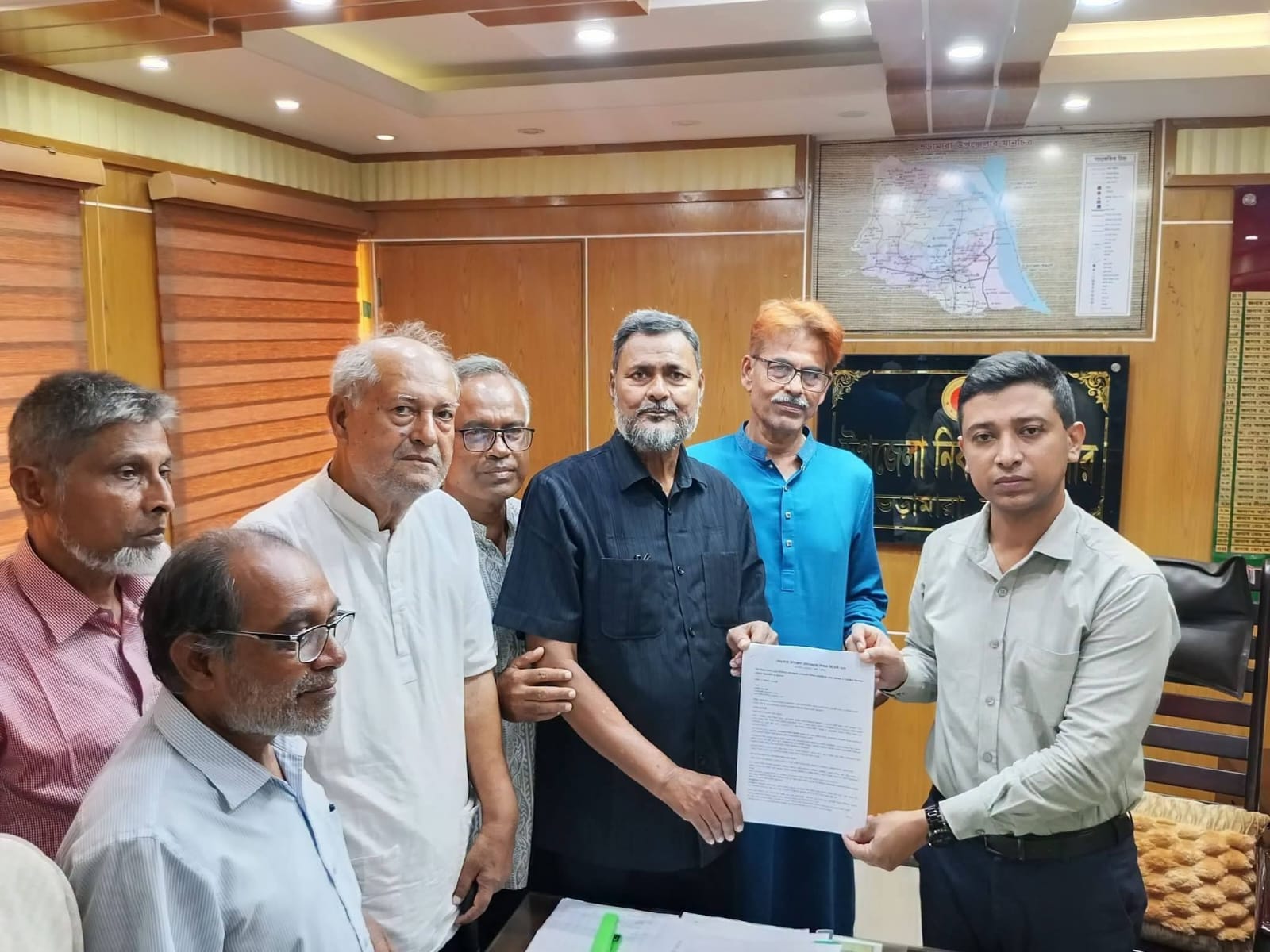 বিশ্ব শিক্ষক দিবস উপলক্ষে ভেড়ামারা উপজেলা অবসরপ্রাপ্ত শিক্ষক হিতৈষী সংঘের আলোচনা সভা অনুষ্ঠিত ও স্মারকলিপি প্রাদান!