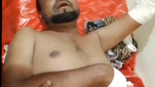 হাত দিয়ে আর লিখতে পারবে না’—সাংবাদিককে কুপিয়ে রক্তাক্ত