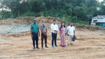 চাতলে টিলা কাটার অভিযোগে প্রশাসনের অভিযান, মামলা দায়েরের নির্দেশ